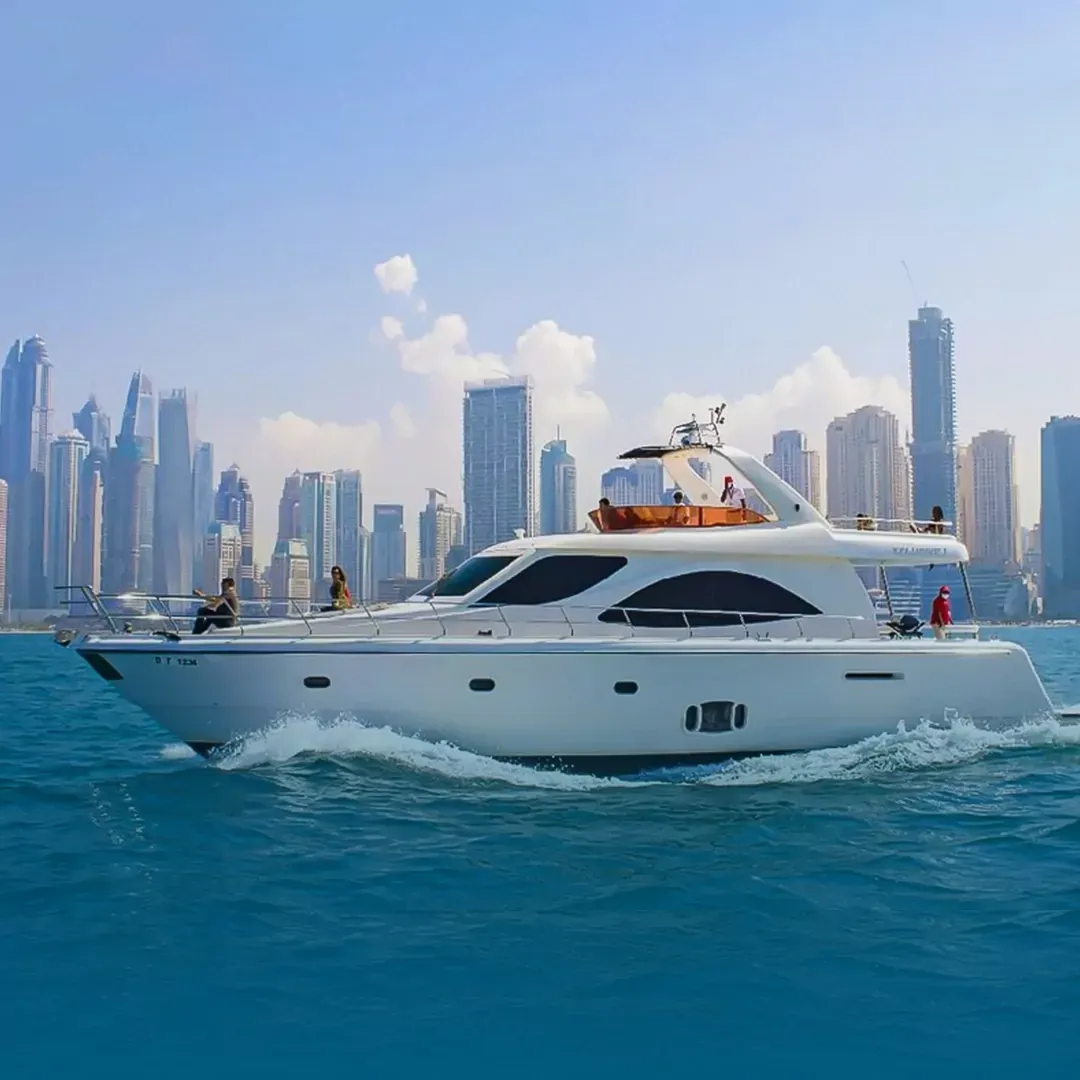 Luxury Breakfast Yacht Cruise in Dubai